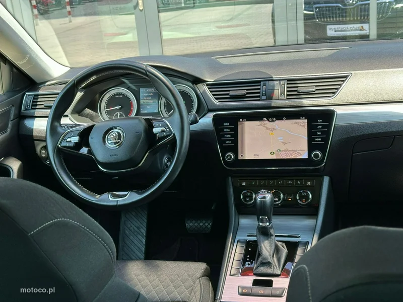Skoda Superb III 10