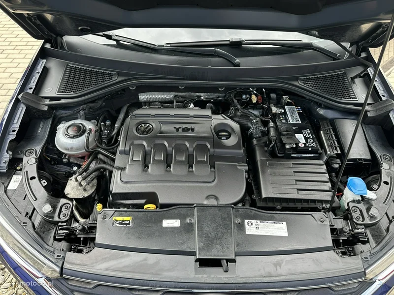 Volkswagen T-Roc A1 33