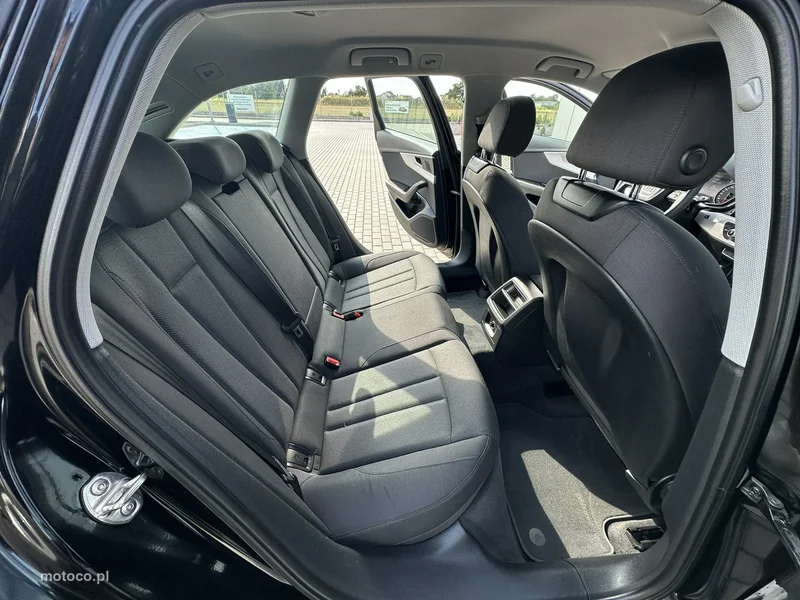 Audi A4 B9 12