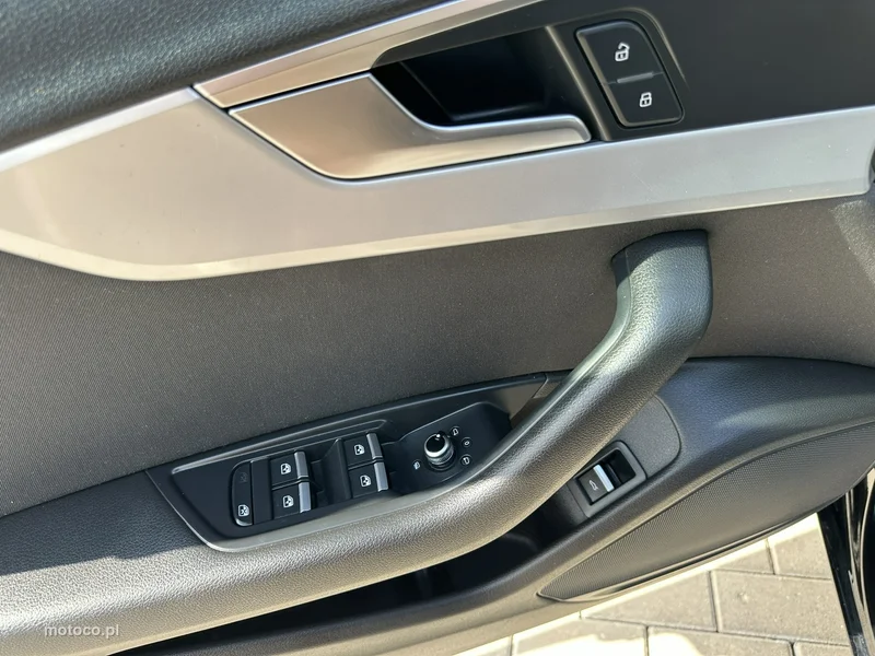 Audi A4 B9 15