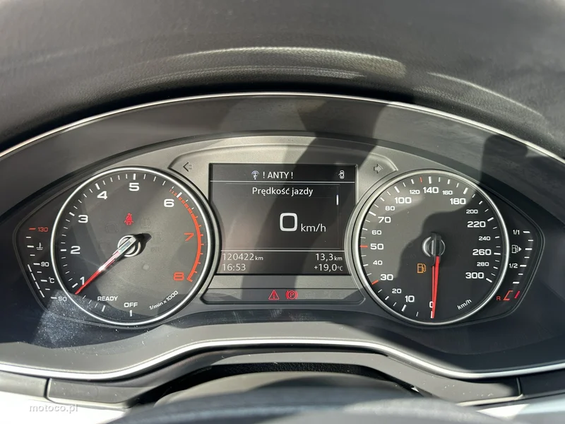 Audi A4 B9 17