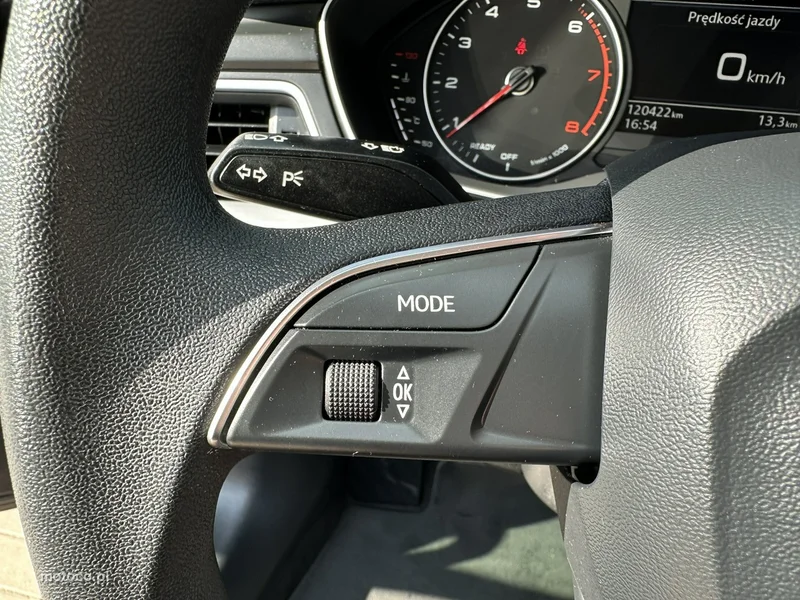 Audi A4 B9 20