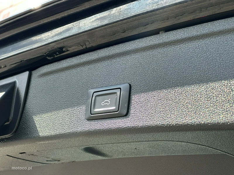 Audi A4 B9 27