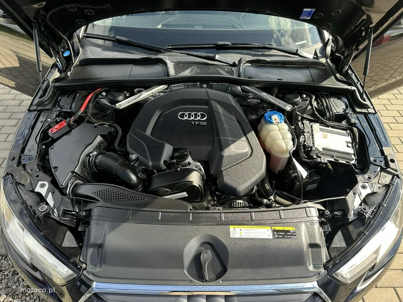 Audi A4 B9 28