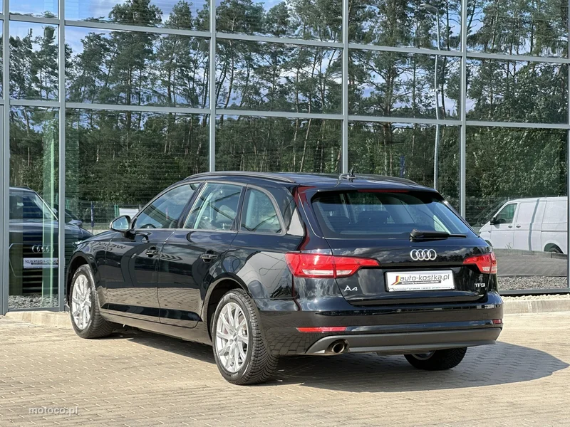 Audi A4 B9 6