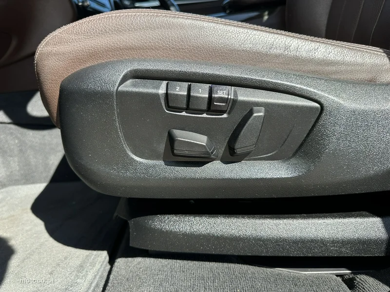 BMW X5 F15 11
