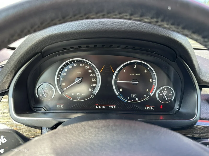 BMW X5 F15 16