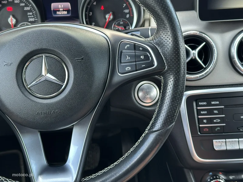 Mercedes-Benz CLA C117 CLA 220 20