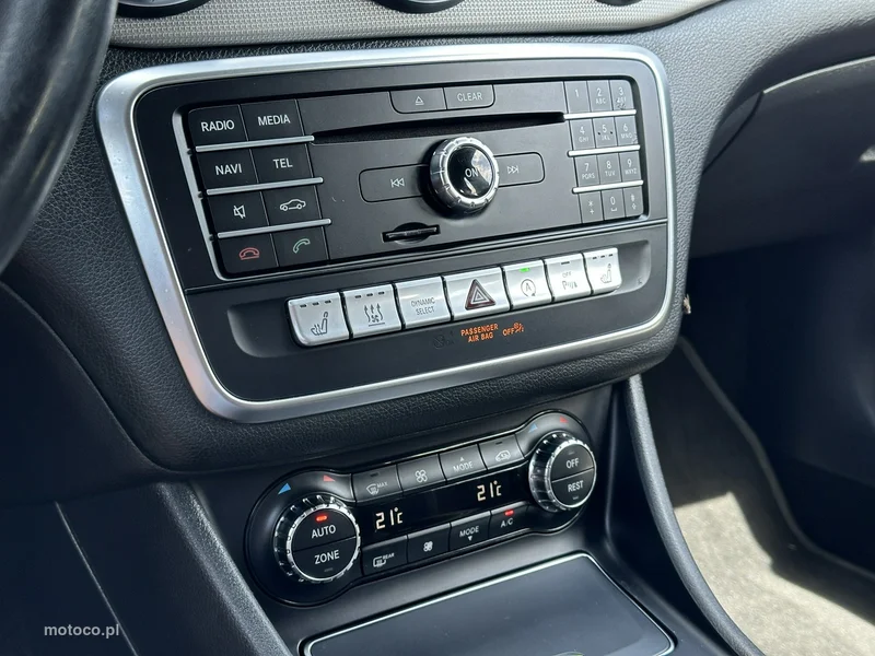 Mercedes-Benz CLA C117 CLA 220 25