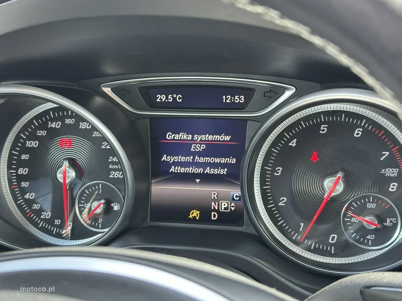 Mercedes-Benz CLA C117 CLA 220 31