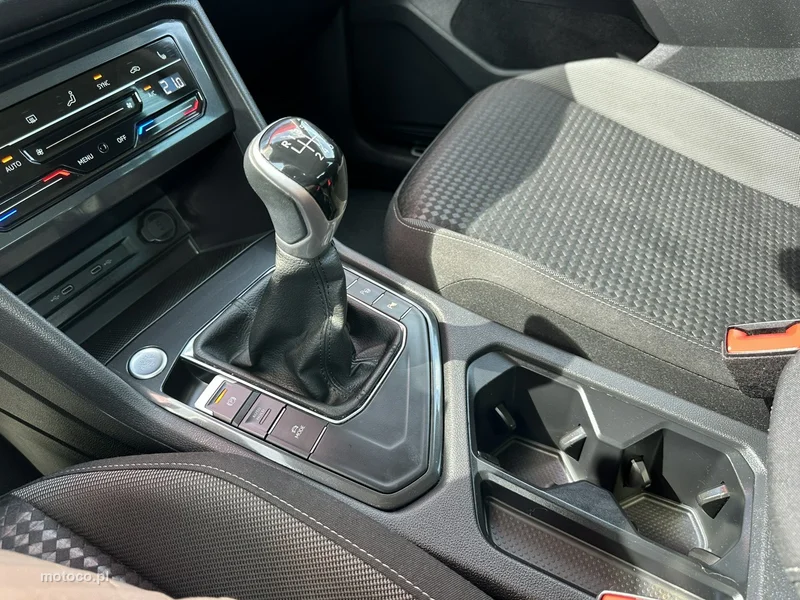 Volkswagen Tiguan AD 25