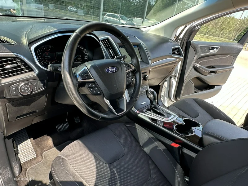 Ford Edge 9