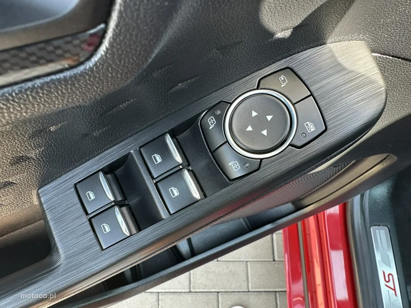 Ford Kuga III 15