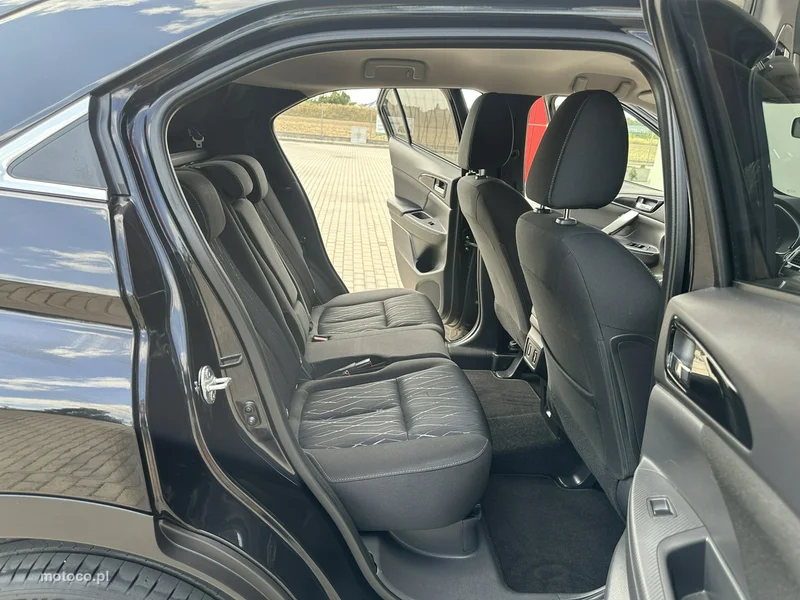 Mitsubishi Eclipse Cross 14