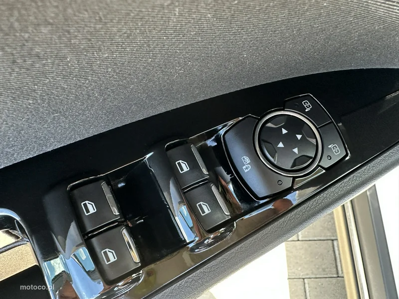 Ford Mondeo SW 27
