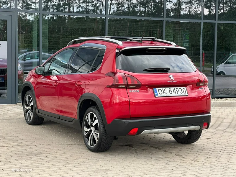 Peugeot 2008 6