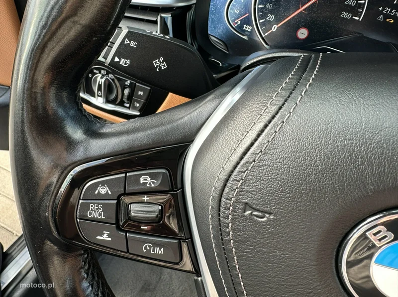 BMW Seria 5 G30 520 19