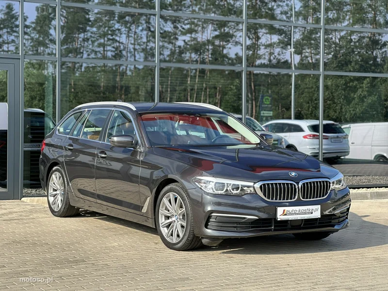 BMW Seria 5 G30 520 5