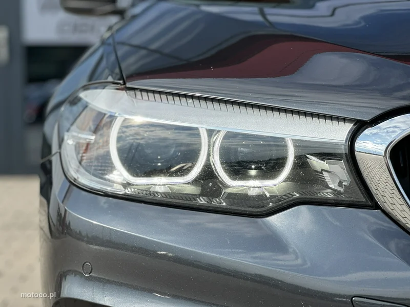 BMW Seria 5 G30 520 6