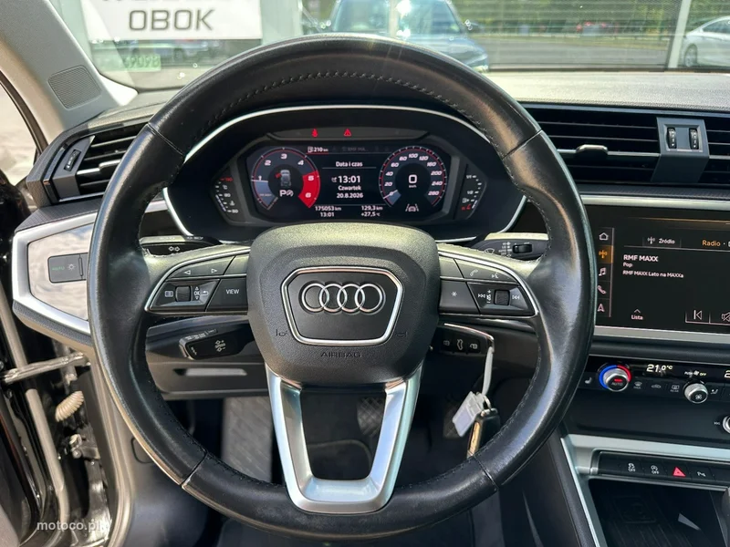 Audi Q3 F3 15