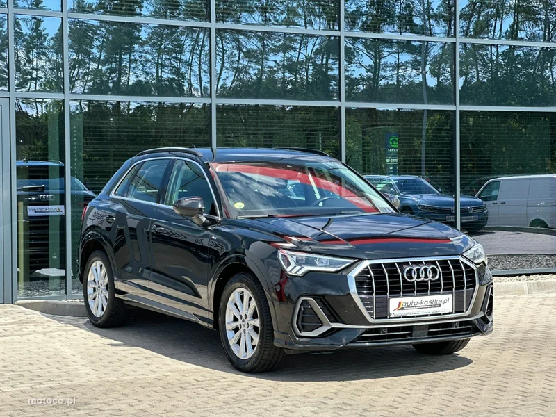 Audi Q3 F3 5