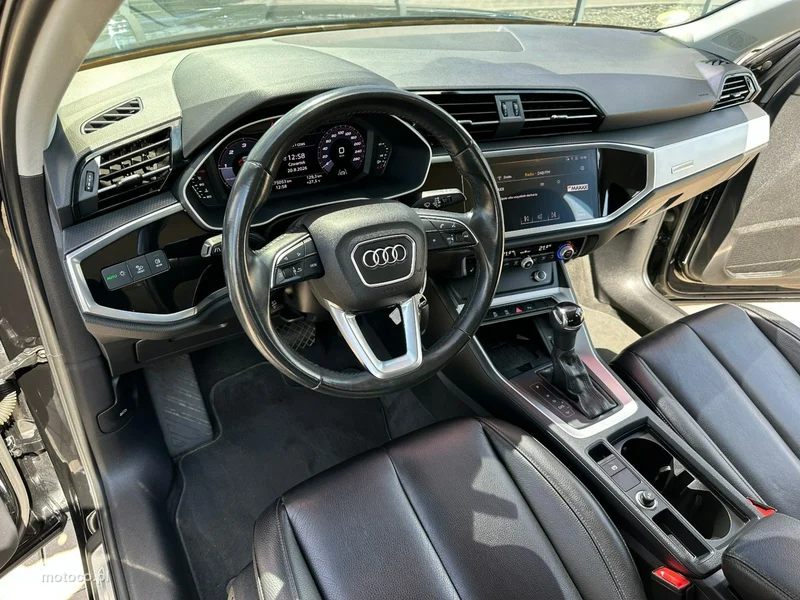 Audi Q3 F3 9