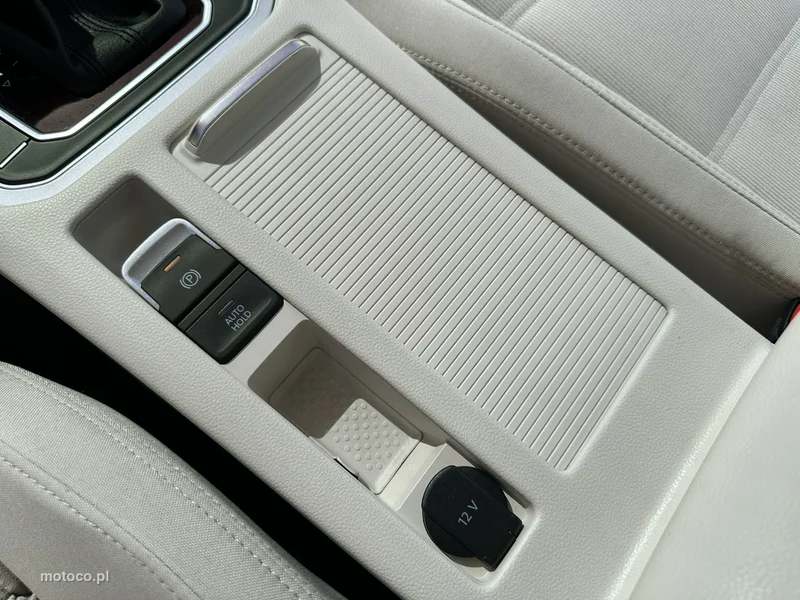 Volkswagen Passat Variant B8 31