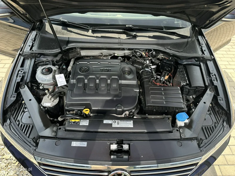 Volkswagen Passat Variant B8 35