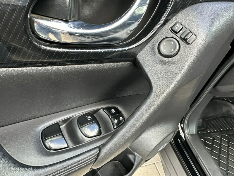 Nissan X-Trail 30