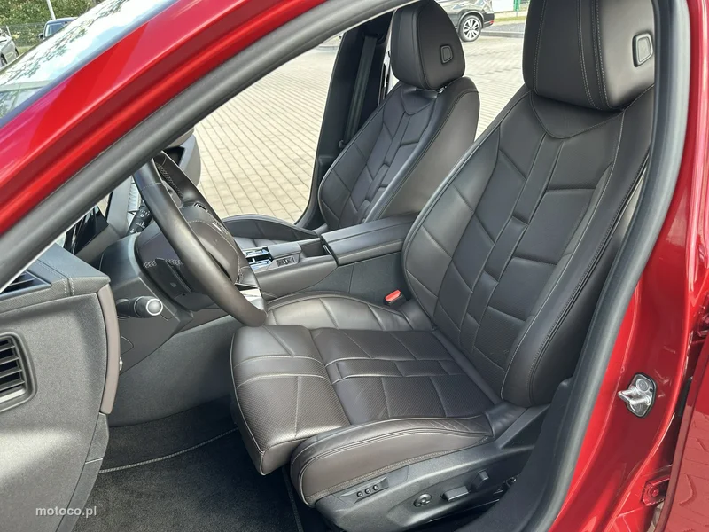 DS Automobiles DS 4 12