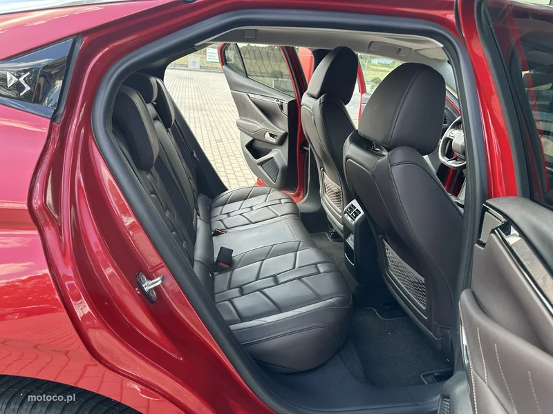 DS Automobiles DS 4 15