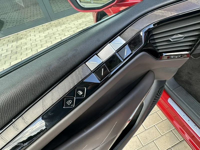 DS Automobiles DS 4 28