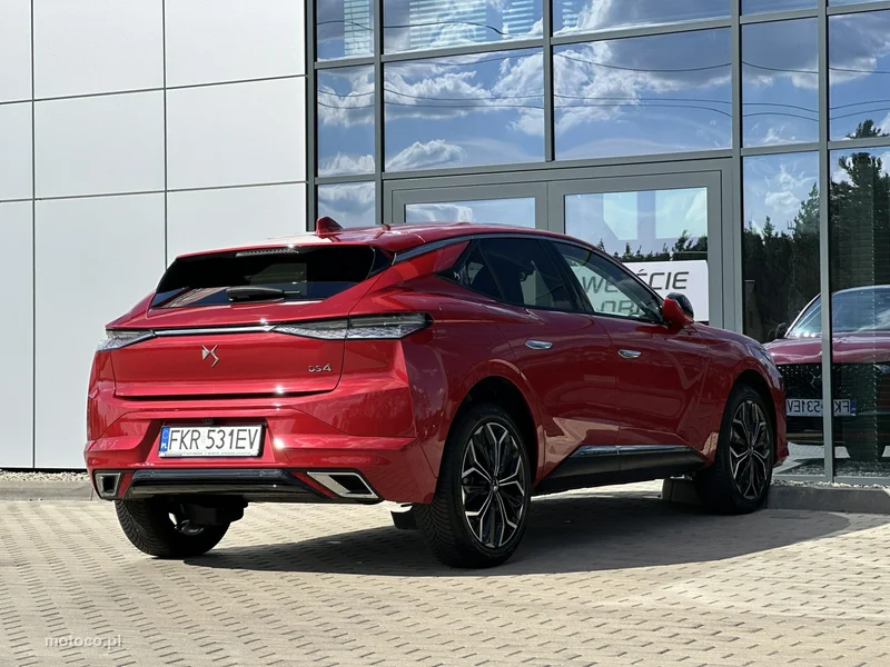 DS Automobiles DS 4 6