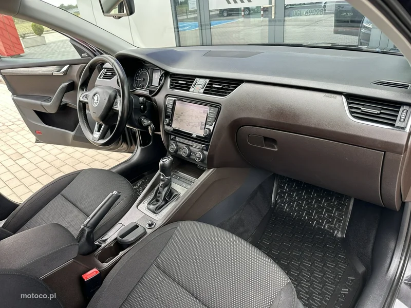 Skoda Octavia III 15