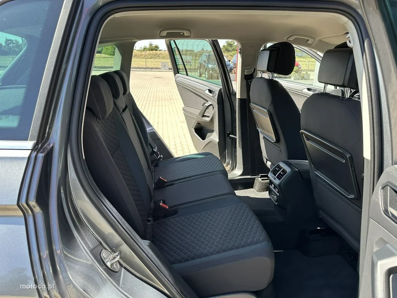 Volkswagen Tiguan AD 13