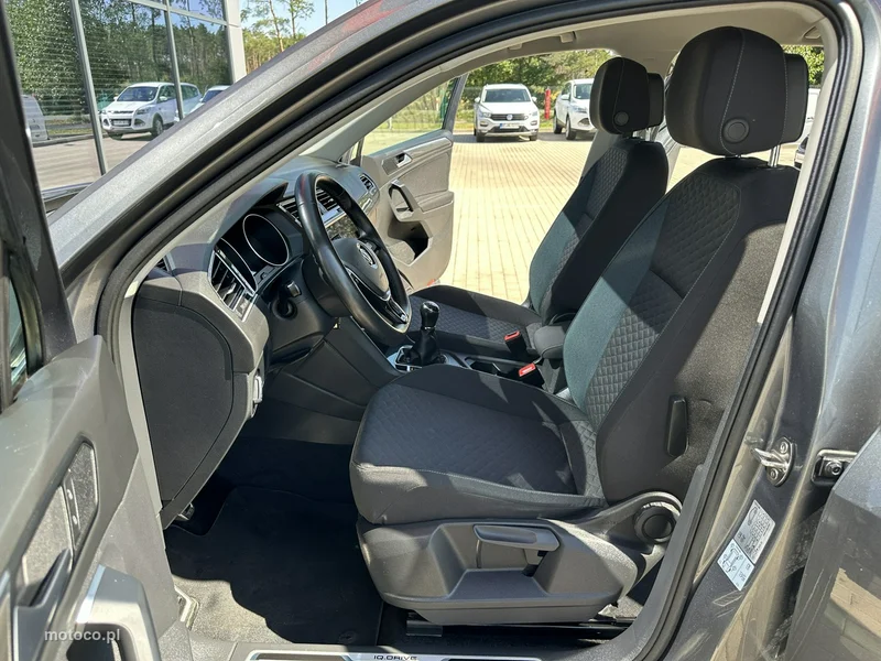 Volkswagen Tiguan AD 10