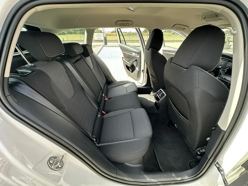Skoda Octavia IV 12