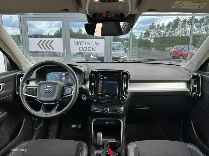 Volvo XC 40 9
