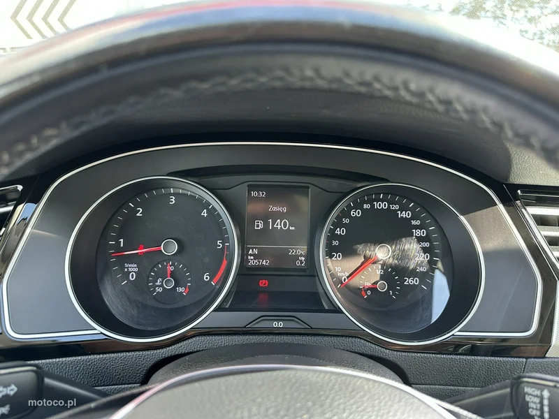 Volkswagen Passat Variant B8 18
