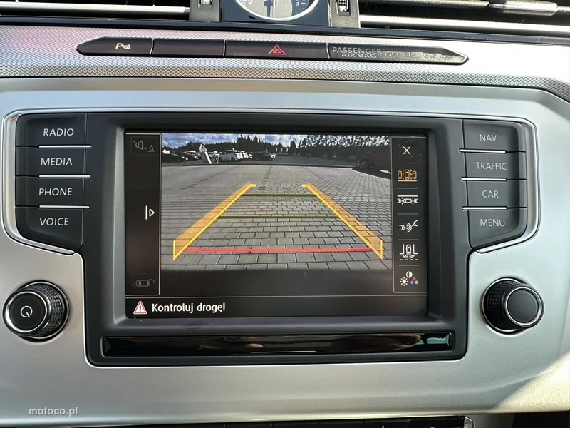 Volkswagen Passat Variant B8 23