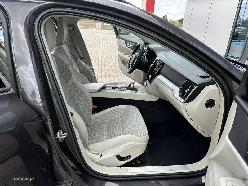 Volvo V60 15