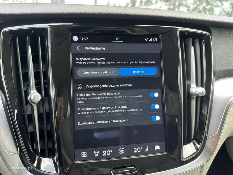 Volvo V60 25