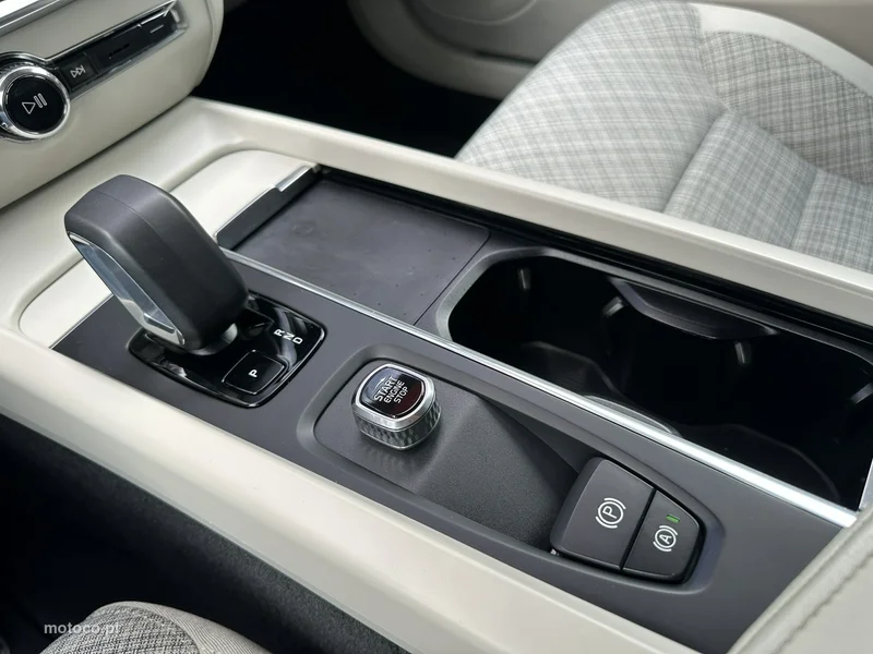 Volvo V60 27