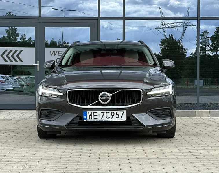 Volvo V60 4
