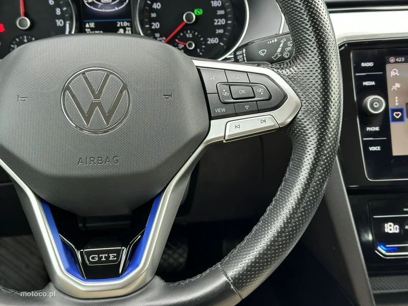 Volkswagen Passat Variant B8 18
