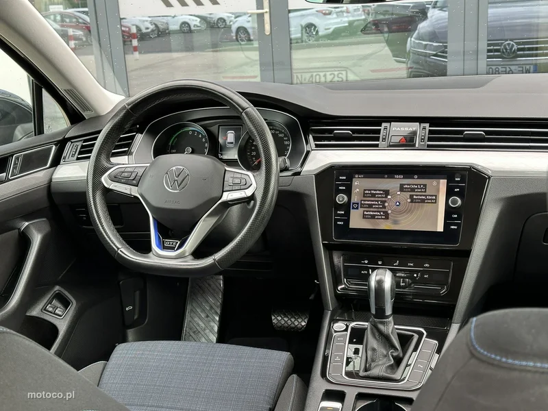 Volkswagen Passat Variant B8 9