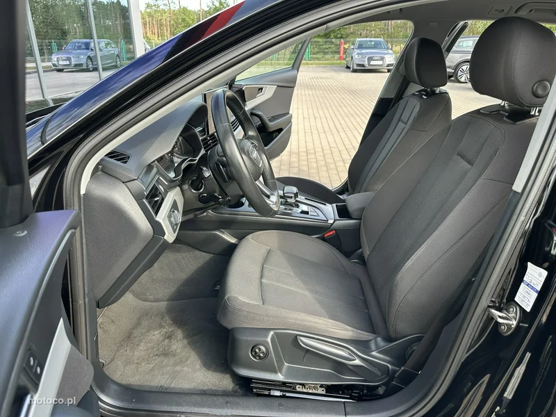 Audi A4 B9 12