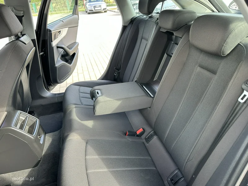 Audi A4 B9 14