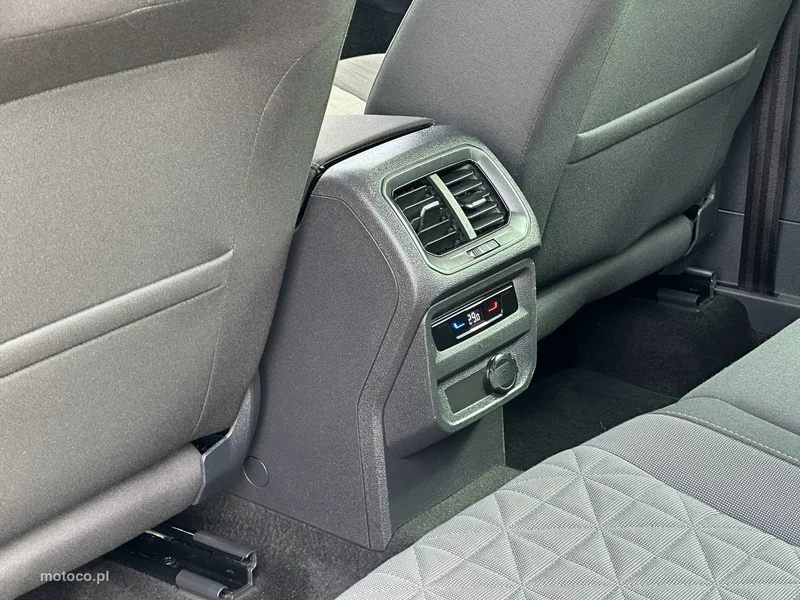 Volkswagen Tiguan AD 12