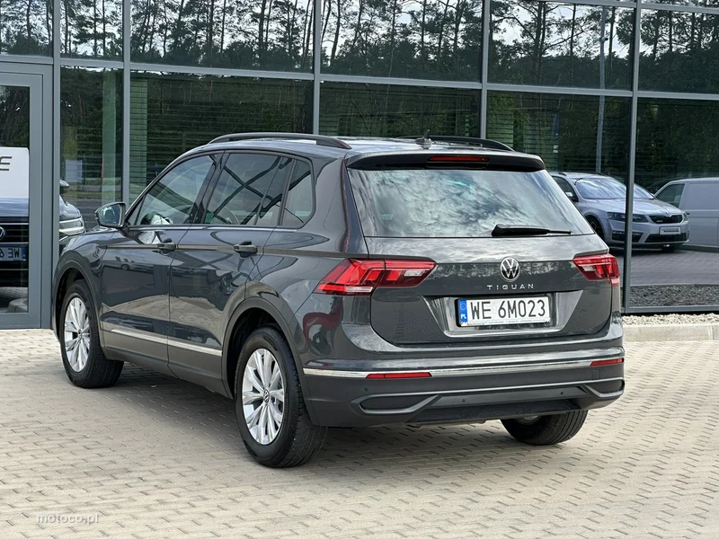 Volkswagen Tiguan AD 7